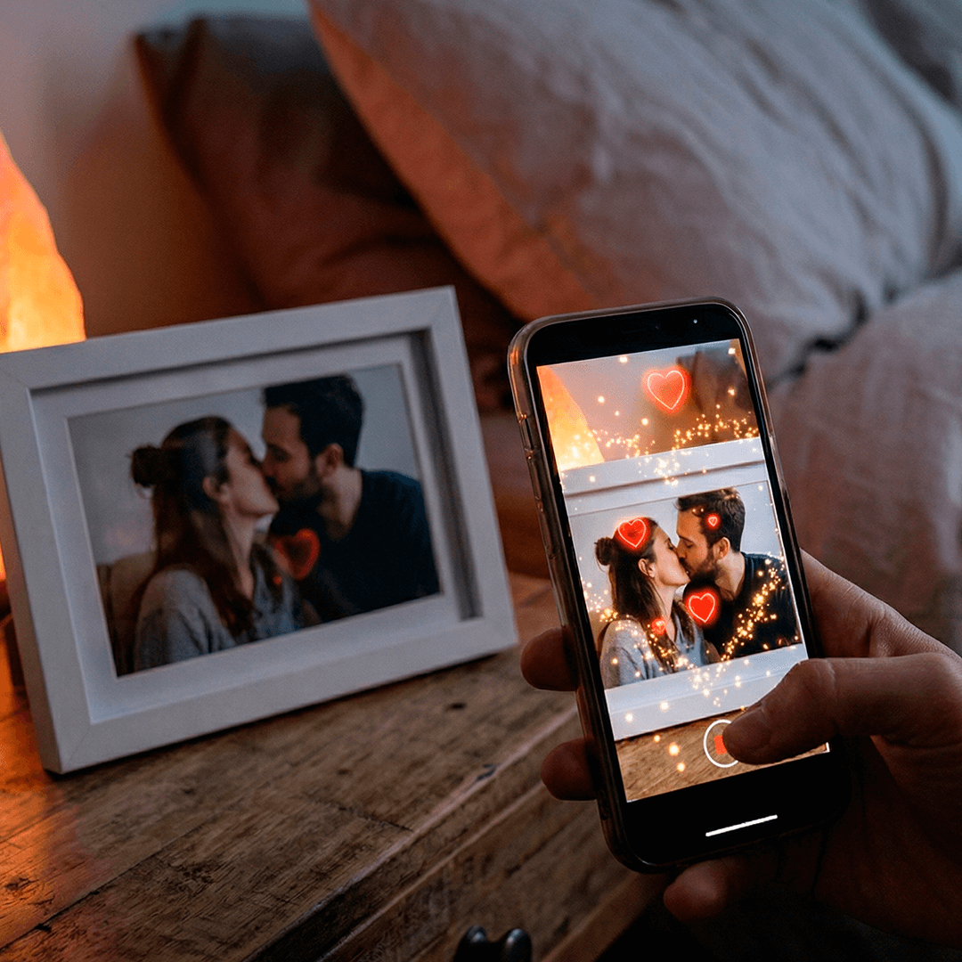 The Living Frame: Custom AR Photo with Video Playback