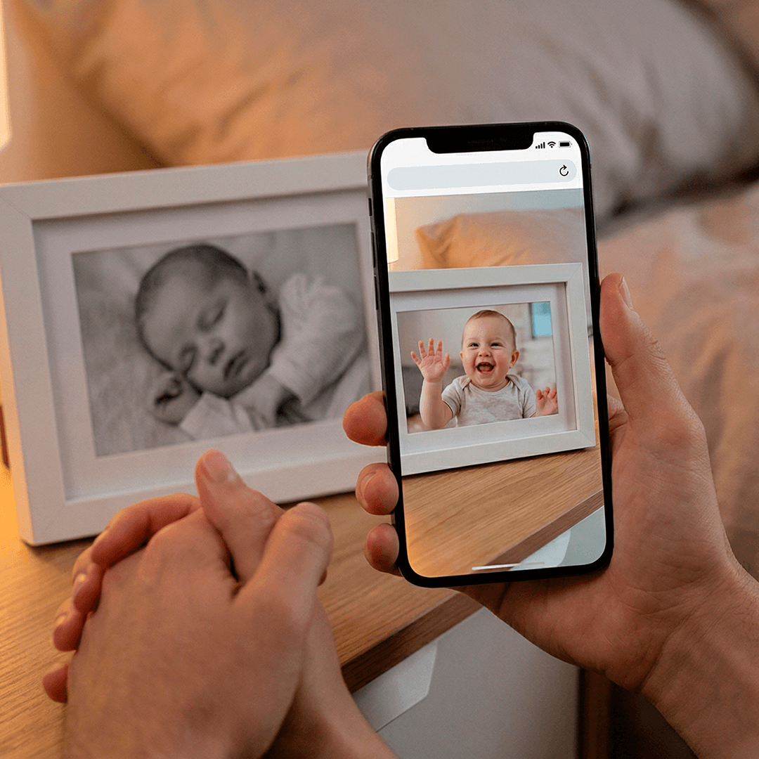 The Living Frame: Custom AR Photo with Video Playback